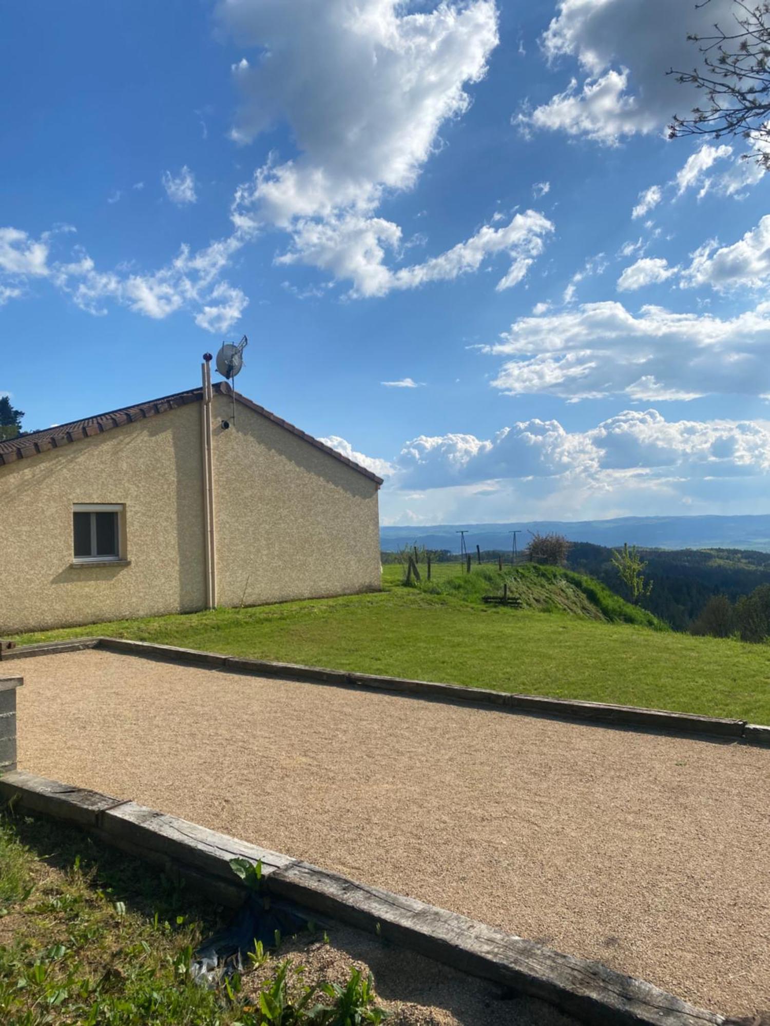 Vue Panoramique & Jacuzzi Prive Saint-Hilaire (Haute-Loire)